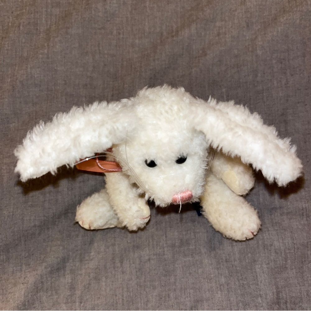 The Boyd’s Collection White Rabbit - Picture 4 of 7